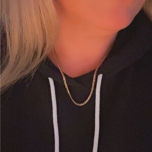 Elegant 10K Curb Gold Chain Necklace